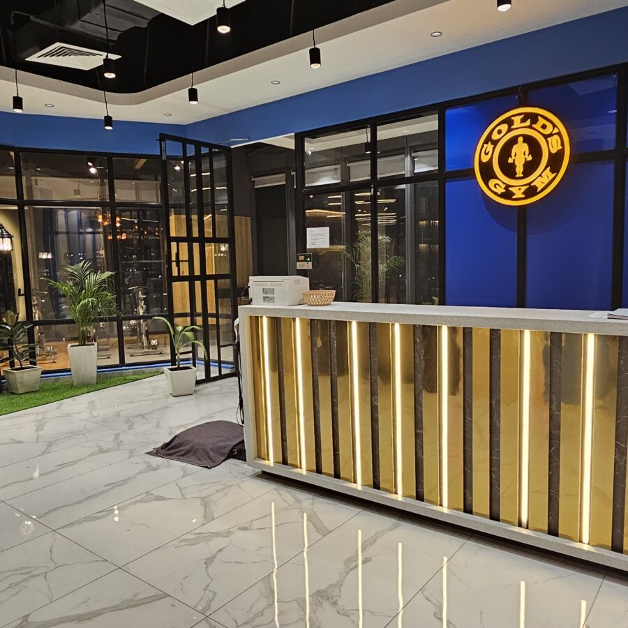 Gold’s Gym – Blue Saphire